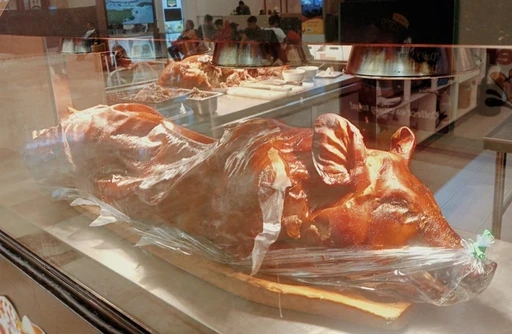 Lechon — il maiale arrosto che è il re di ogni festa filippina